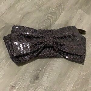 Kate spade pewter sequins bow tie clutch purse